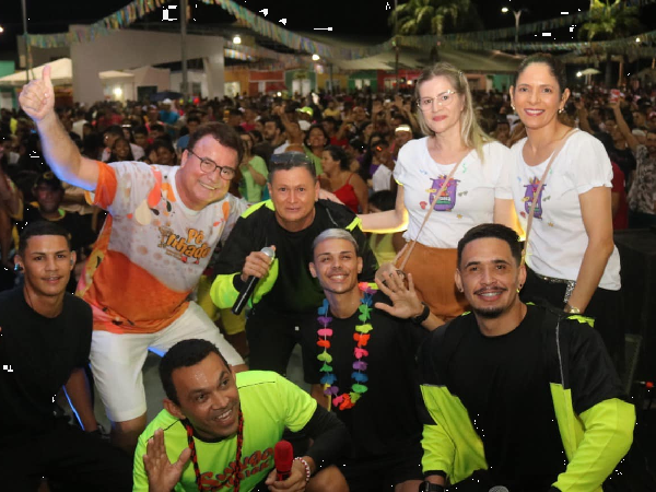 ENCERRAMENTO DO CARNAVAL NA TERRA DA SANTA REÚNE MULTIDÃO E CONSOLIDA CRESCIMENTO DO CARNAVAL EM SANTA CRUZ